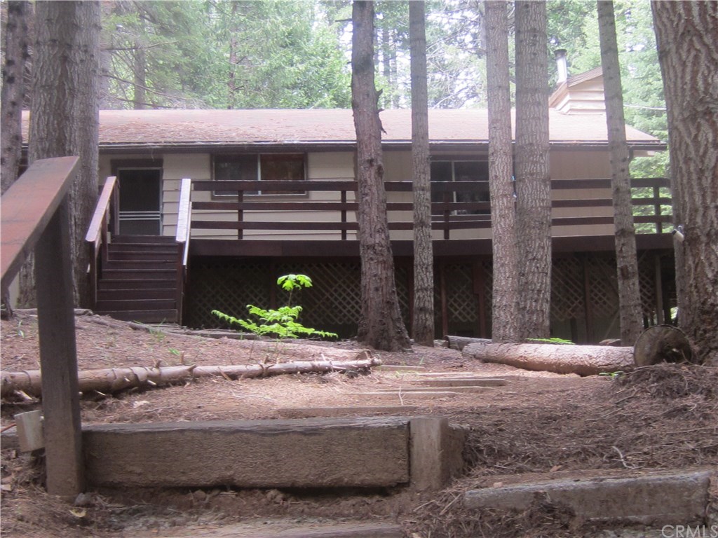 London Properties Fish Camp Real Estate 7738 Black Pine Way