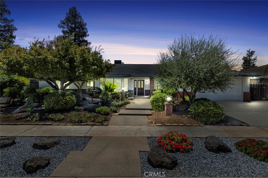 1651 E Jordan Ave, Fresno, CA 93720