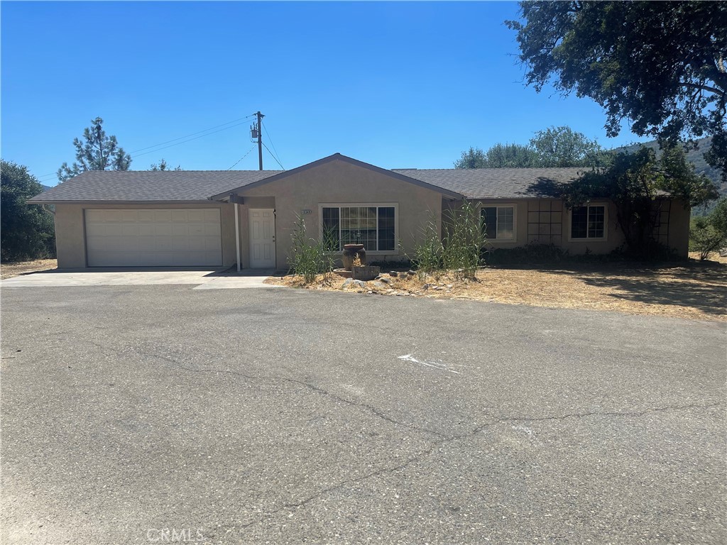 40349 Road 425a, Oakhurst, CA 93644