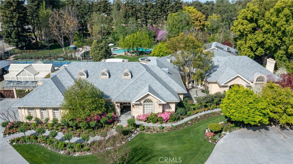 5811 N Forkner Ave, Fresno, CA 93711