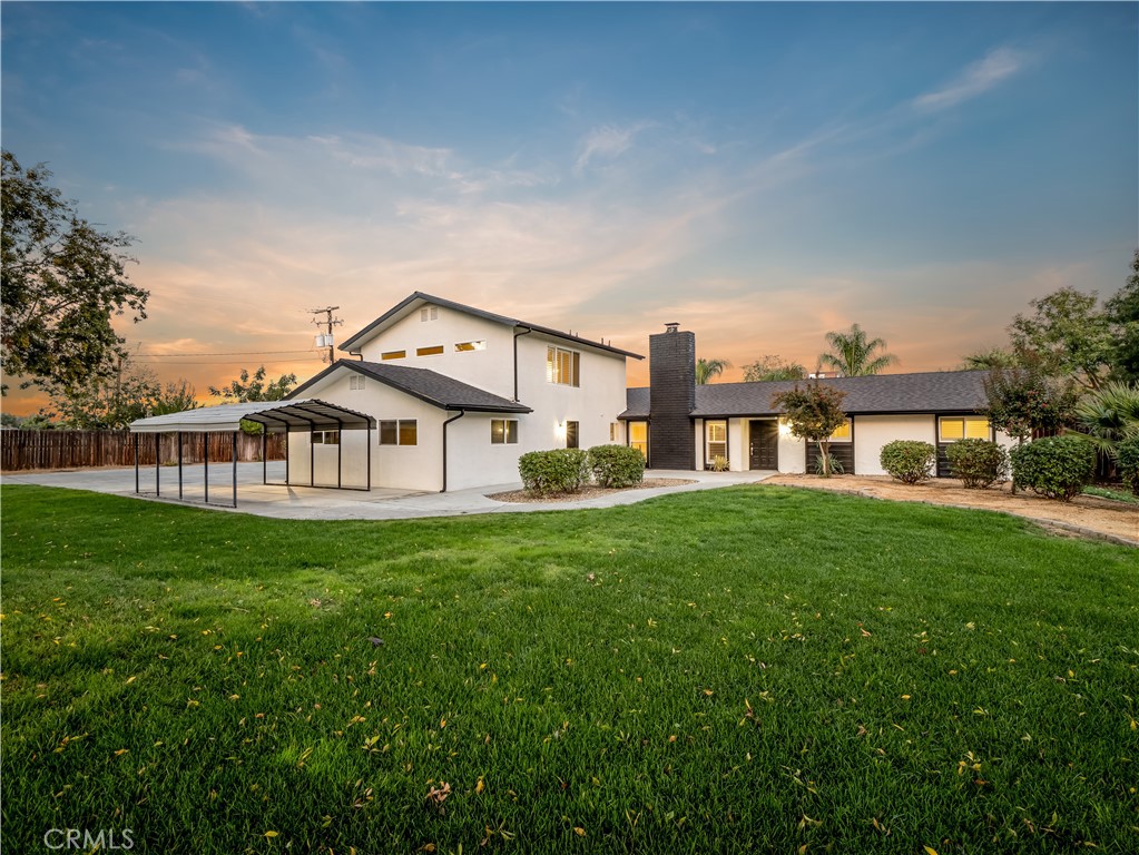 9226 N Fowler, Clovis, CA 93619