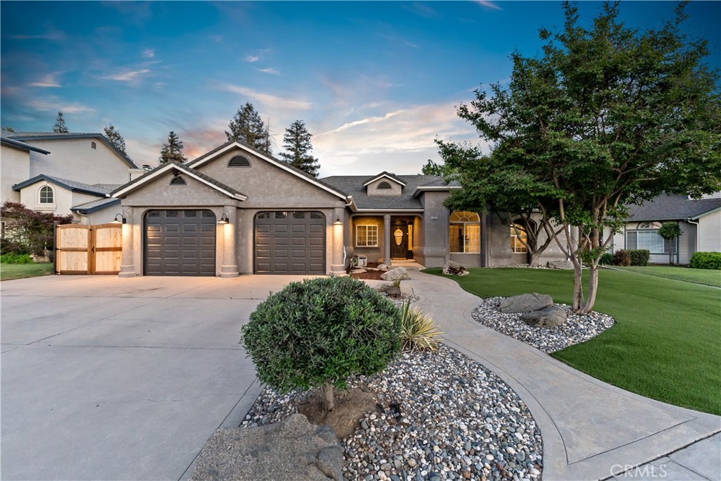 3287 Mckelvy, Clovis, CA 93611