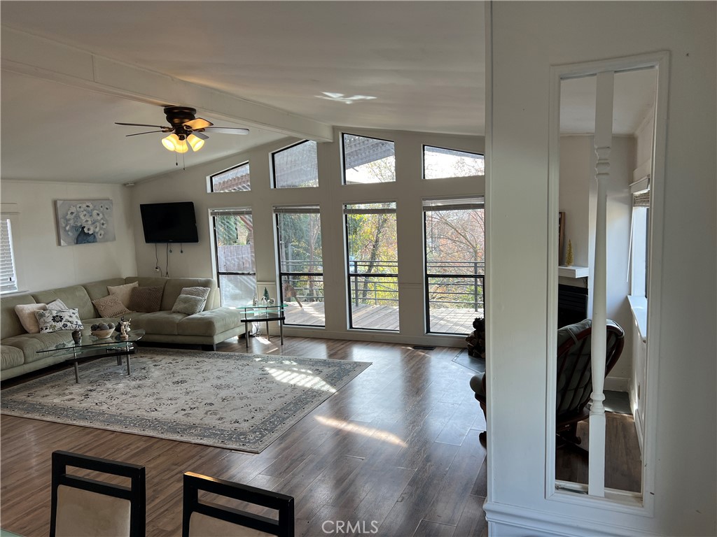 4047 Foothill Dr, Lucerne, CA 95458