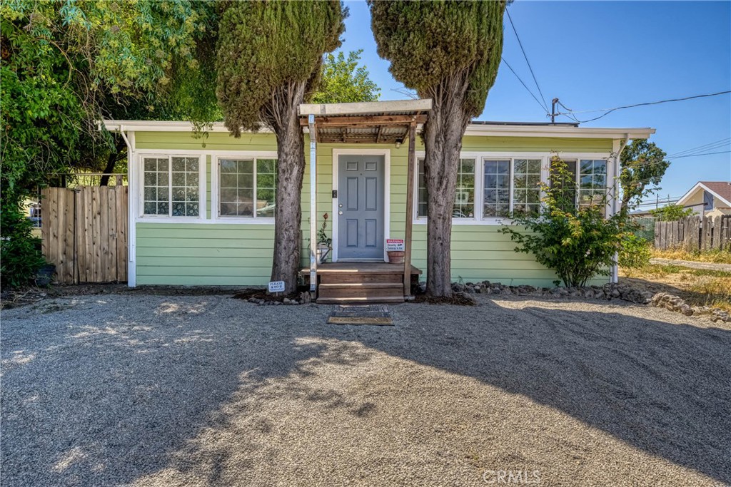 6299 10th Ave, Lucerne, CA 95458