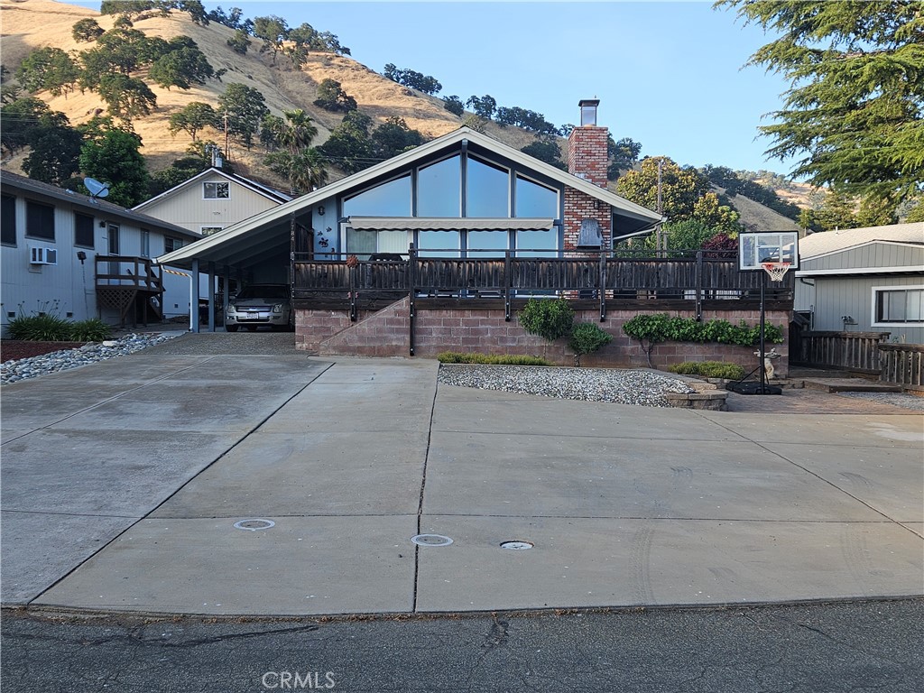 7784 Richard Dr, Lucerne, CA 95458