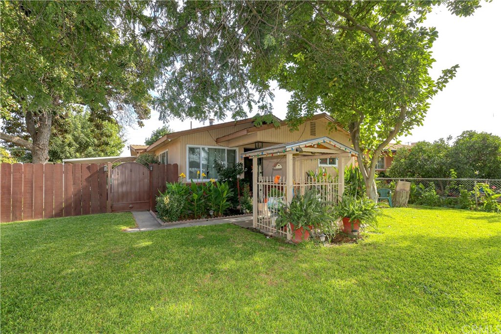 London Properties Planada Real Estate 340 Santa Fe Ave