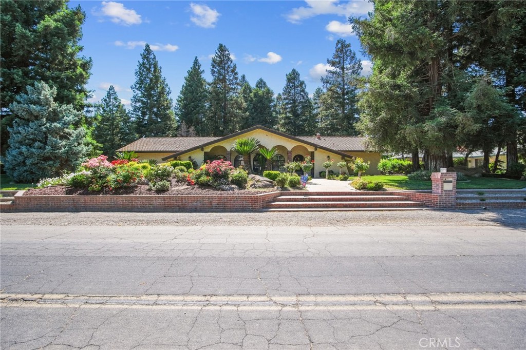 2977 Whitegate Dr, Merced, CA 95340