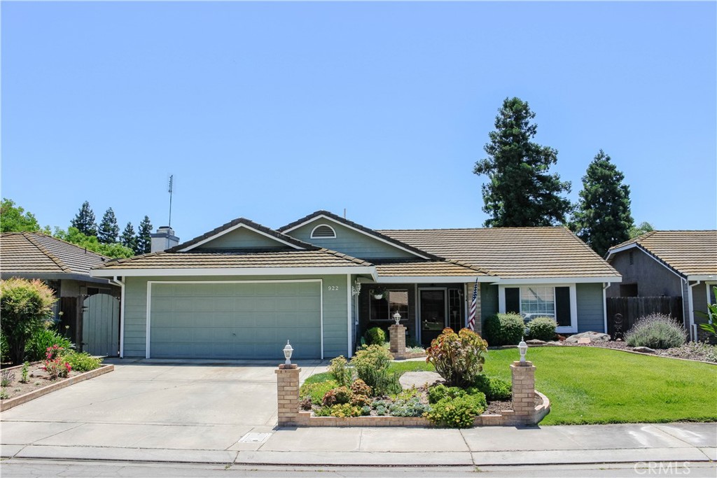 922 Clemson Ct, Merced, CA 95348
