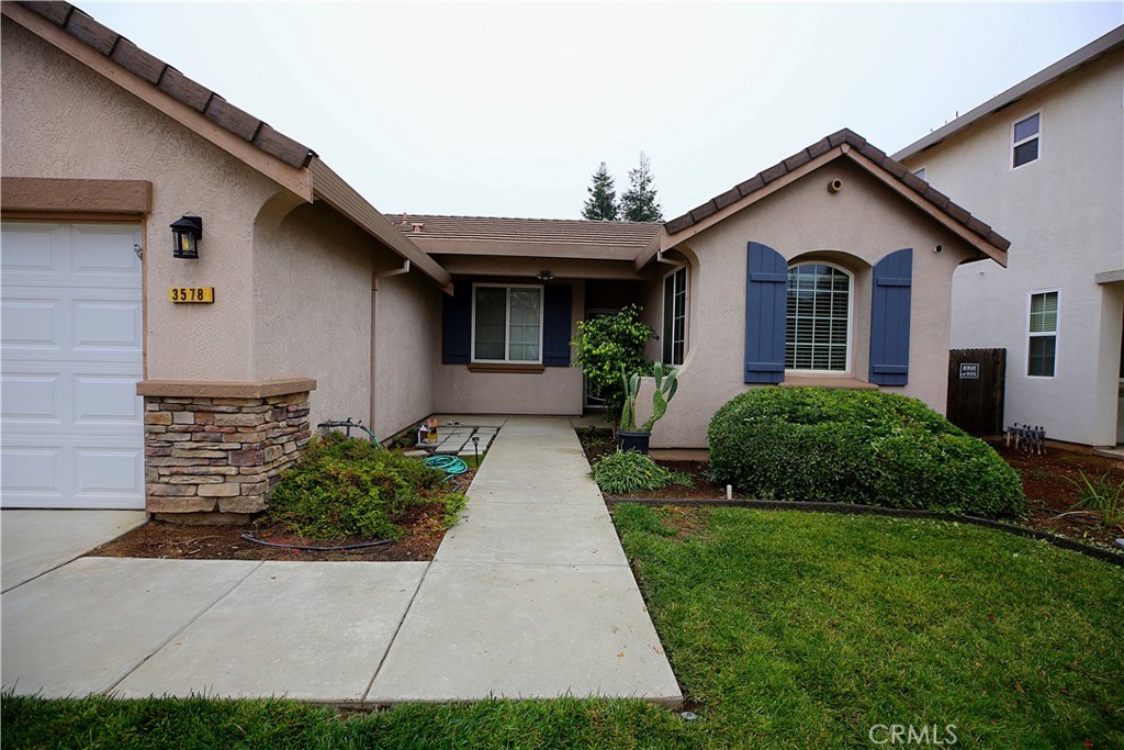 3578 Santiago Ave, Merced, CA 95348