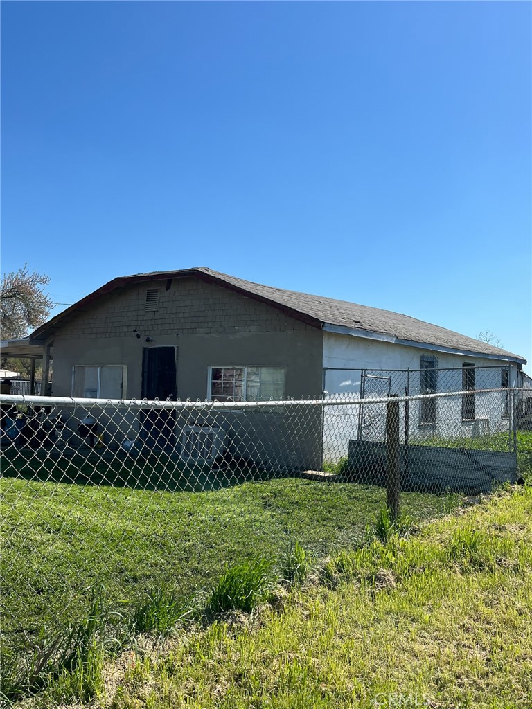 518 Cone Ave, Merced, CA 95341