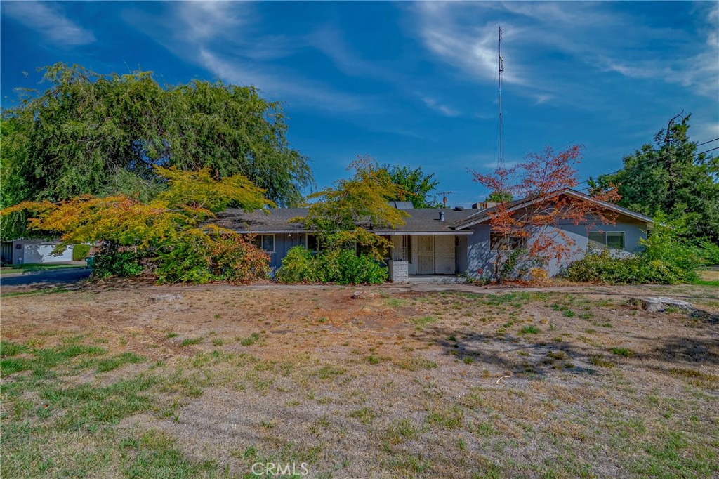 1165 W North Bear Creek Dr, Merced, CA 95348