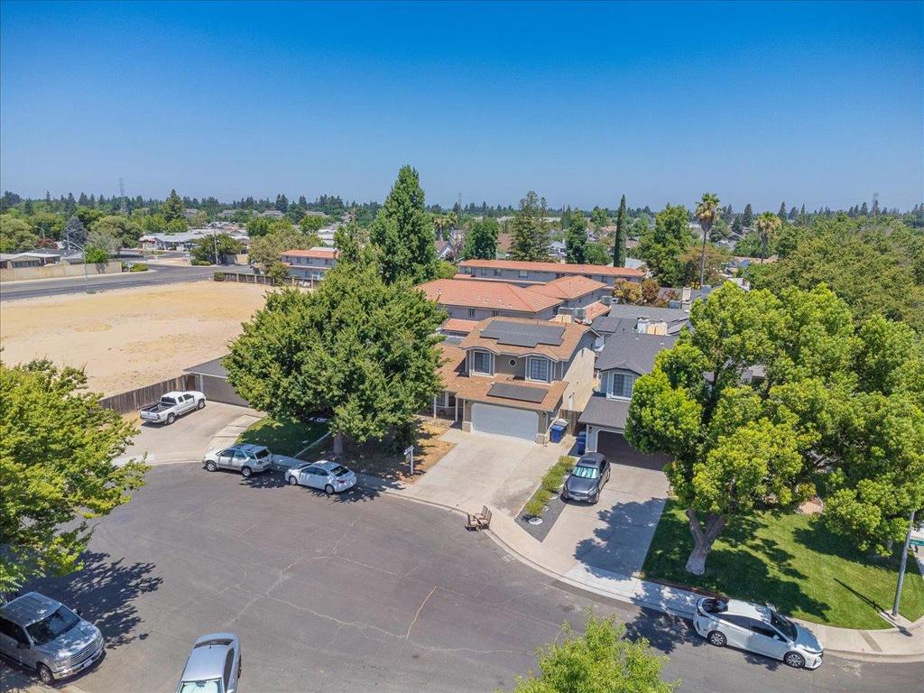 2053 Winton Ave, Modesto, CA 95350