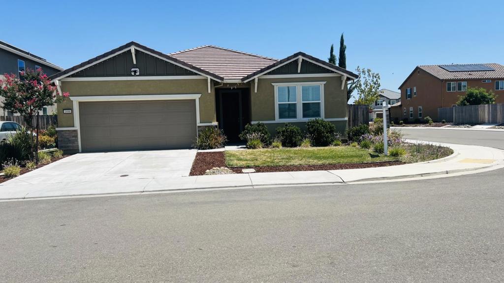 1696 Red Ribbons Ln, Manteca, CA 95337
