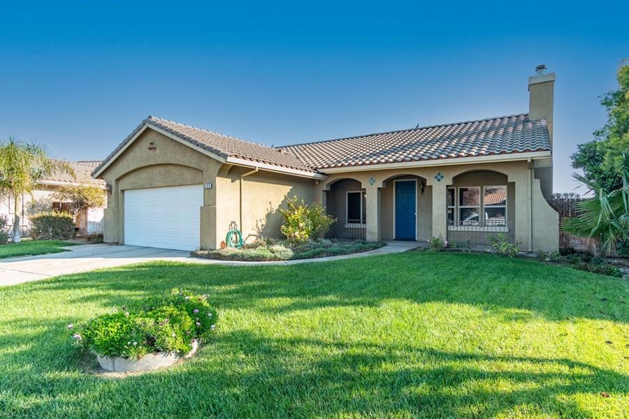 744 Elmwood Dr, Los Banos, CA 93635