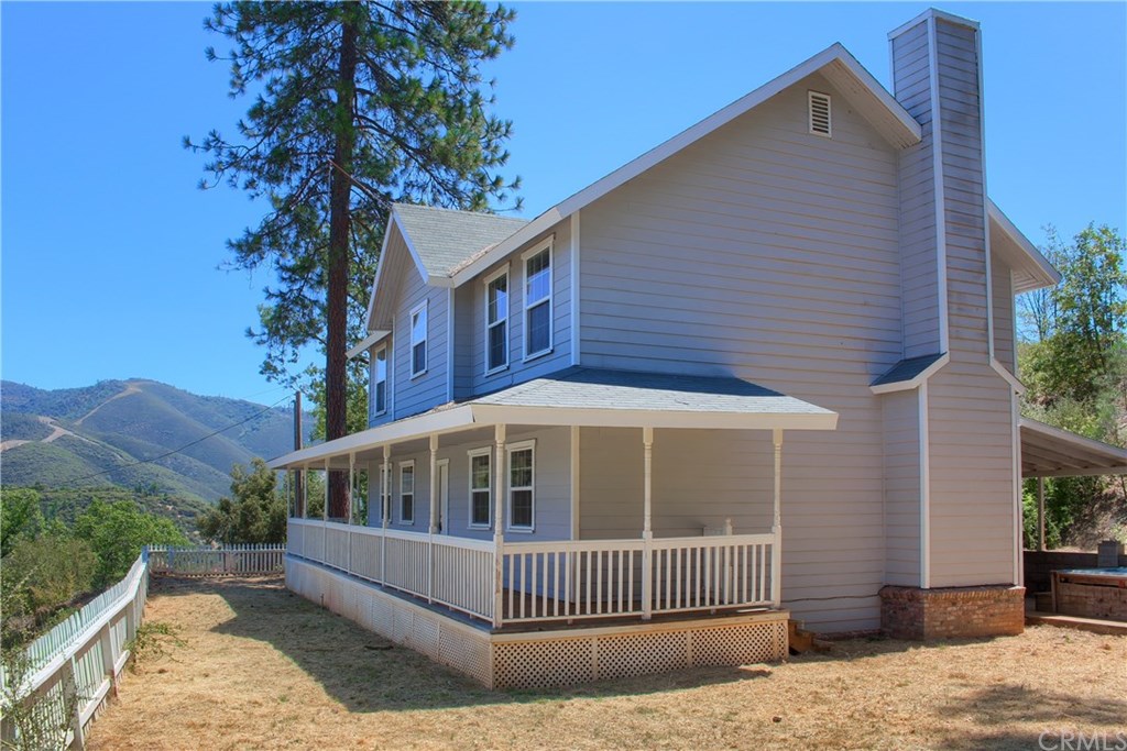 London Properties Midpines Real Estate 5197 Colorado Rd