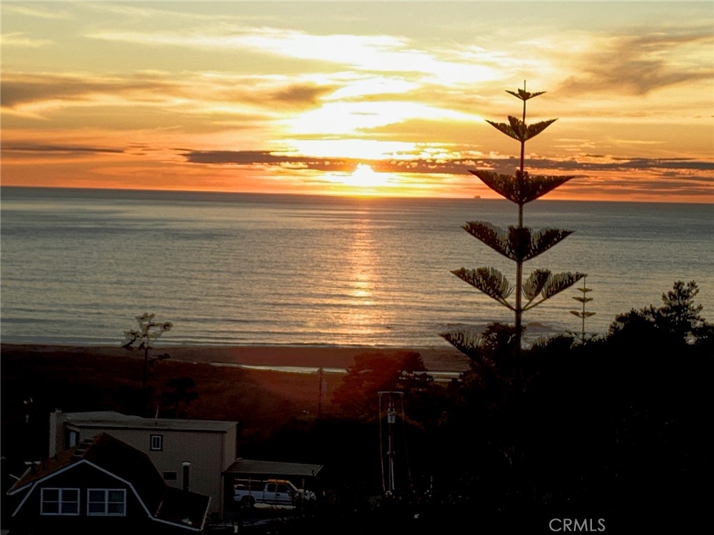 642 Ashby Ln, Cambria, CA 93428
