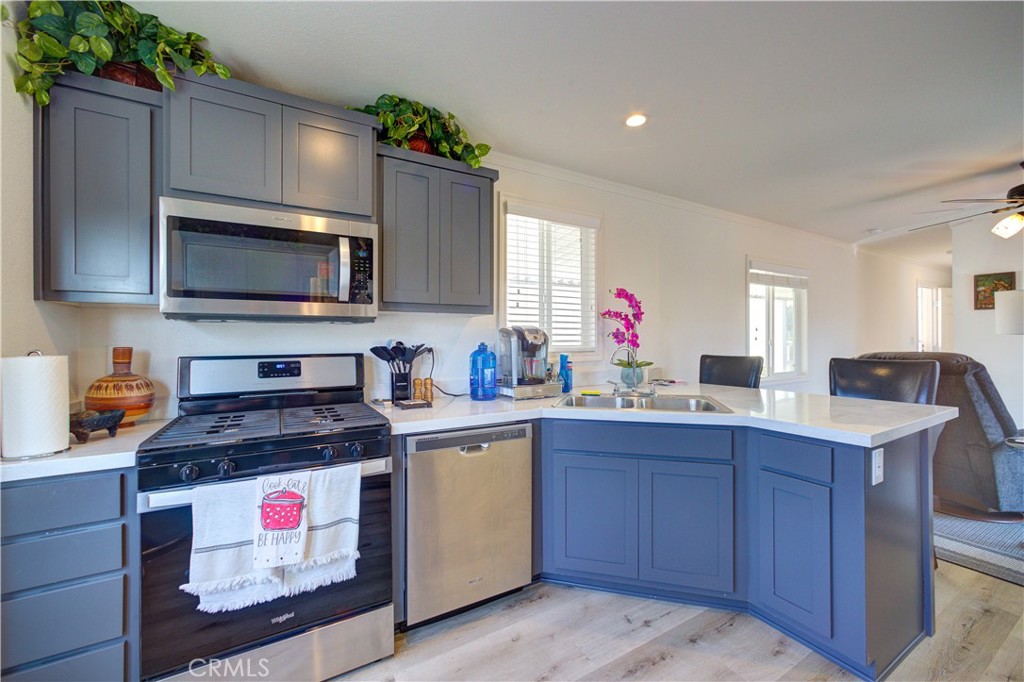 3860 S Higuera St #B4, San Luis Obispo, CA 93401