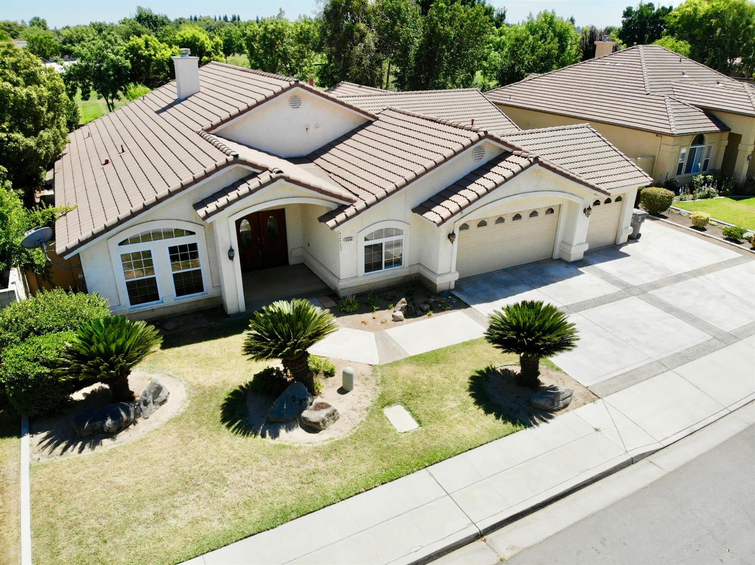 London Properties Madera Real Estate 3646 Doubletree Way