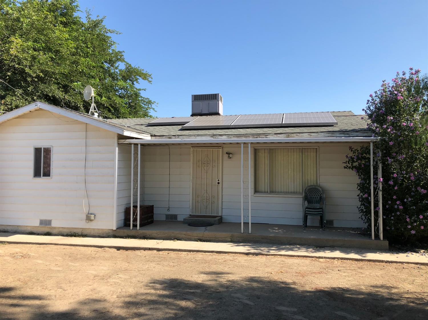 London Properties Caruthers Real Estate 3386 W Elkhorn Ave