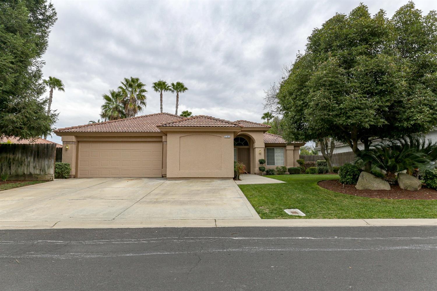 London Properties Chowchilla Real Estate 5185 Congressional