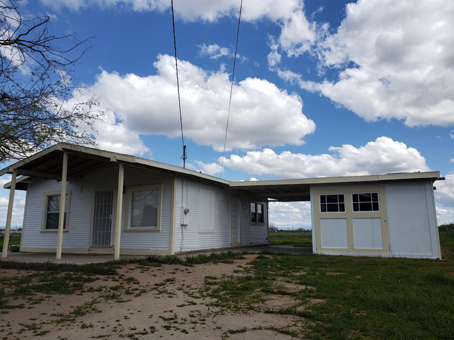 London Properties Chowchilla Real Estate 23543 Fairmead Blvd