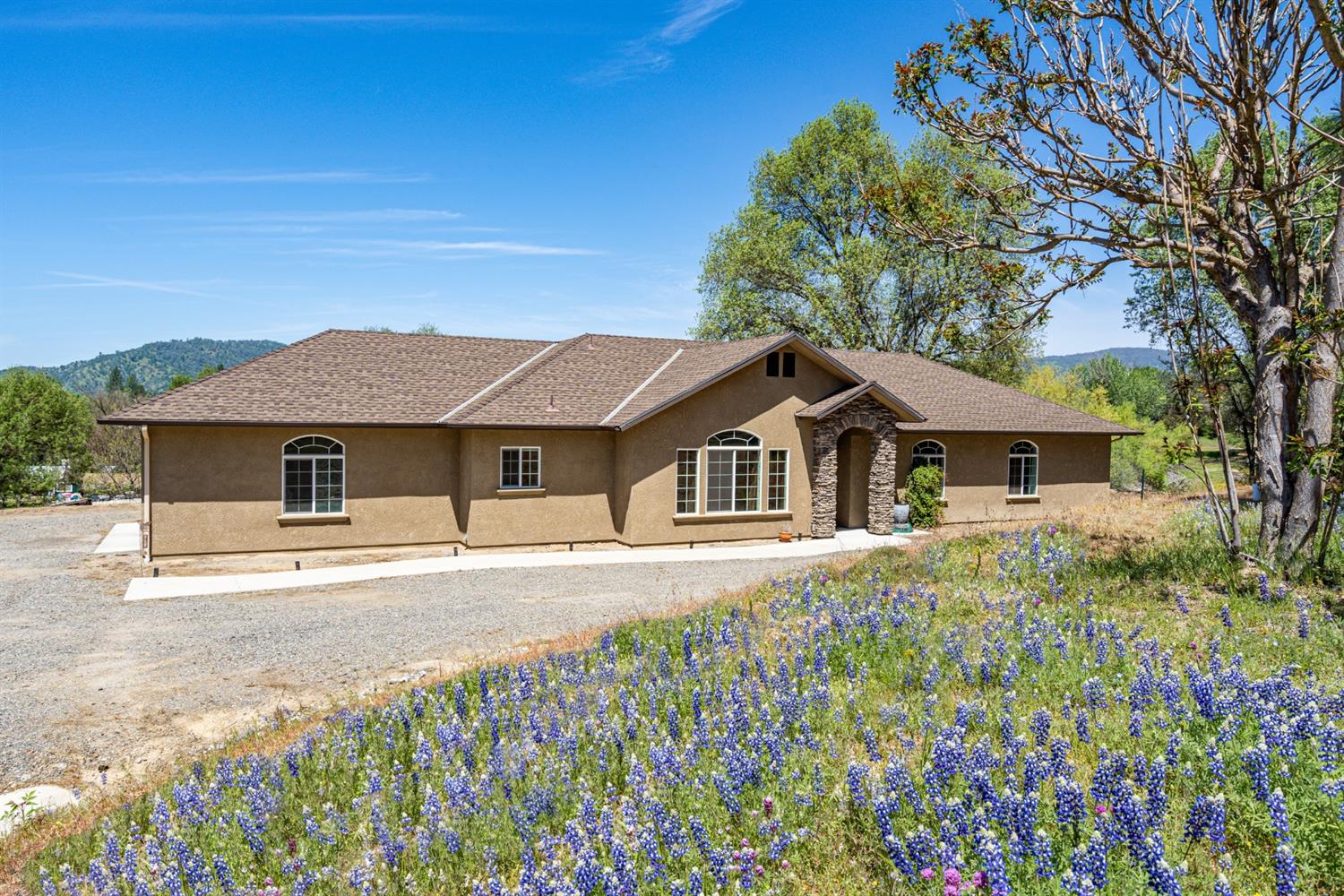 London Properties Oakhurst Real Estate 41174 Pamela Place