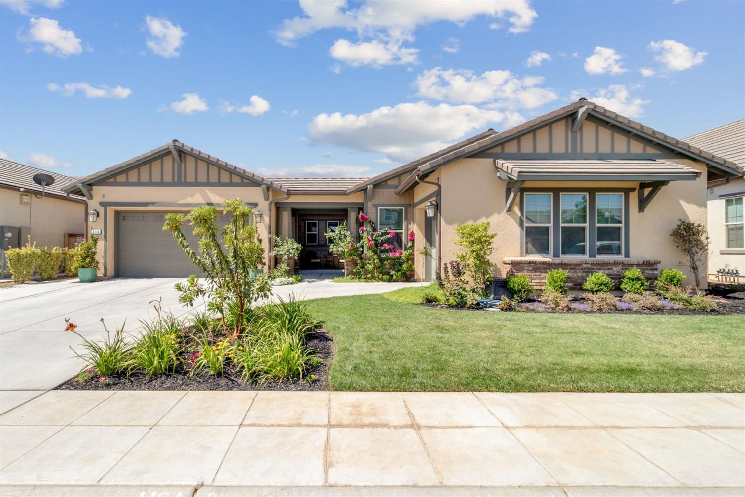 London Properties Madera Real Estate 614 Crescent Ln