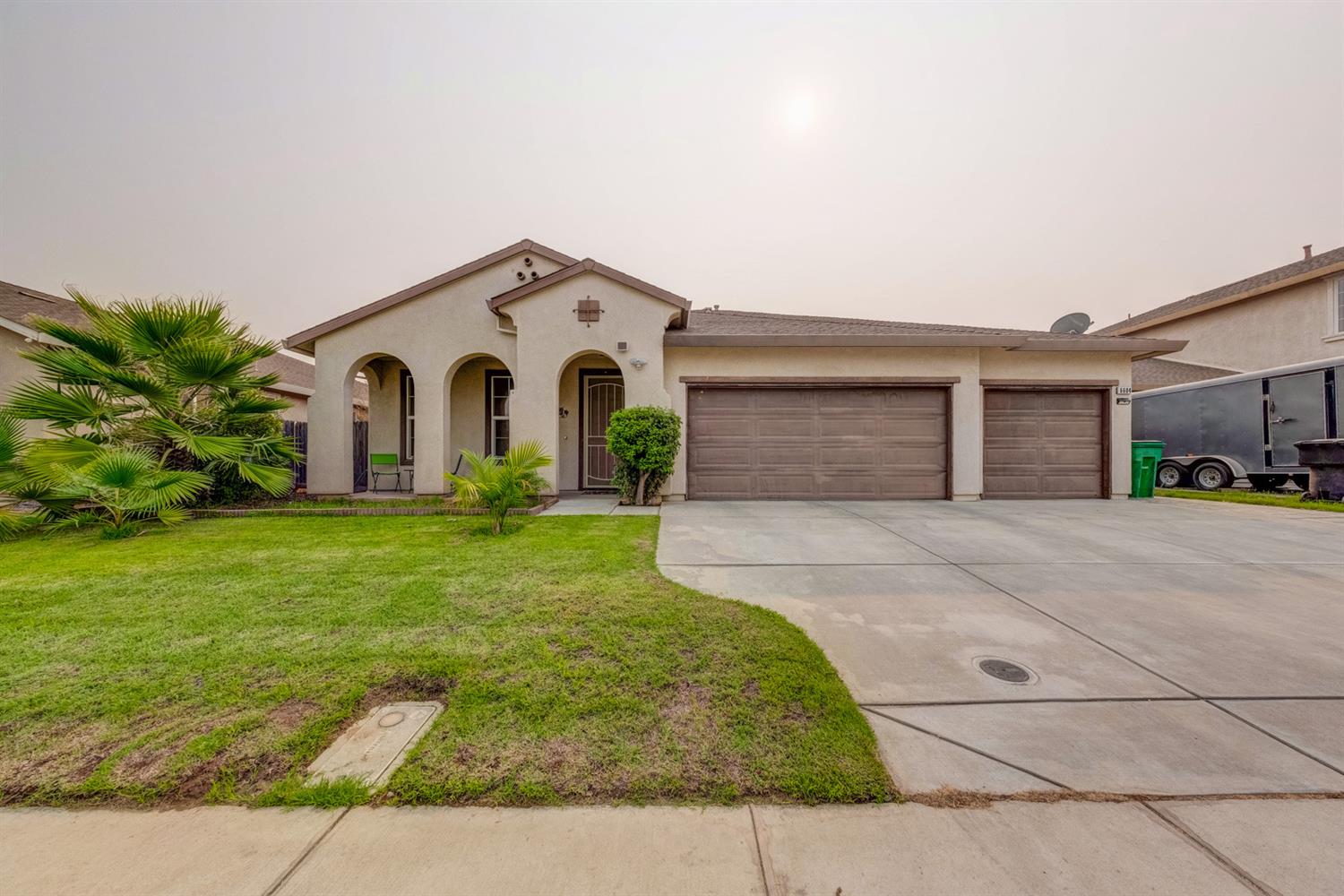 London Properties Winton Real Estate 6684 Meadowlark Ave