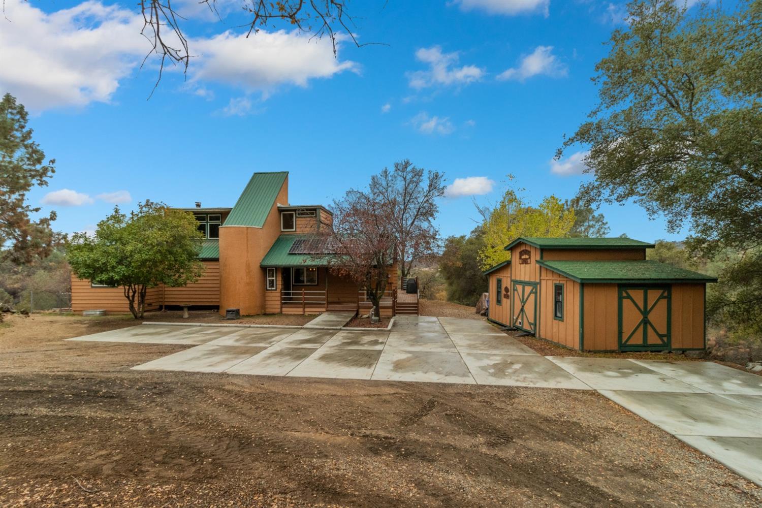 London Properties Auberry Real Estate 32752 Frazier Rd