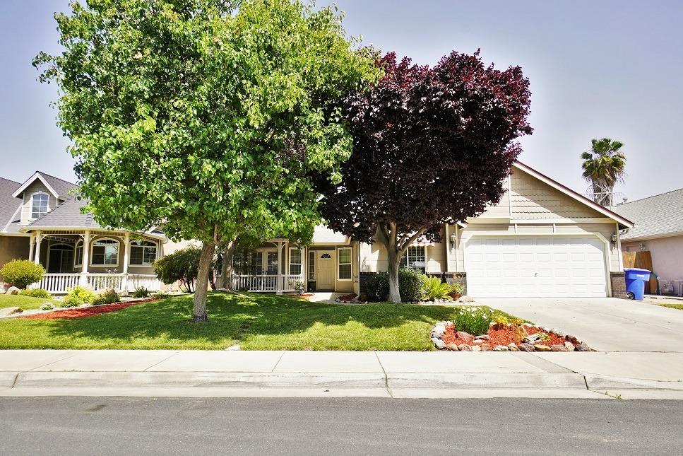 London Properties Hanford Real Estate 3047 Fountain Plaza Dr