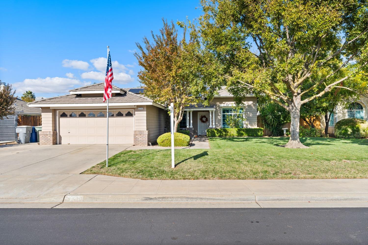 London Properties Clovis Real Estate 2745 Beverly Ave