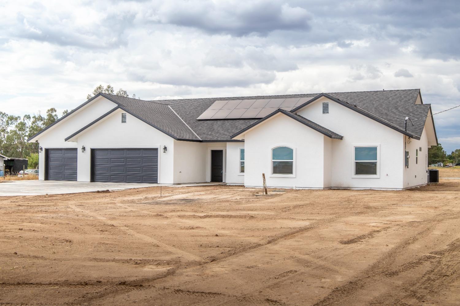 London Properties Madera Real Estate 15532 Mark Rd