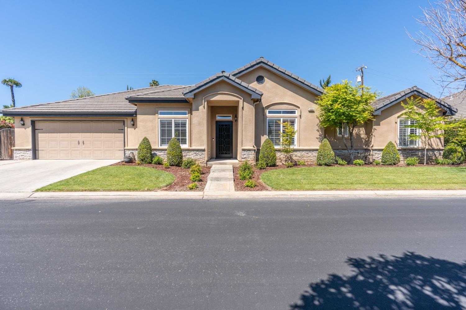 7025 N Pleasant Ave #125, Fresno, CA 93711