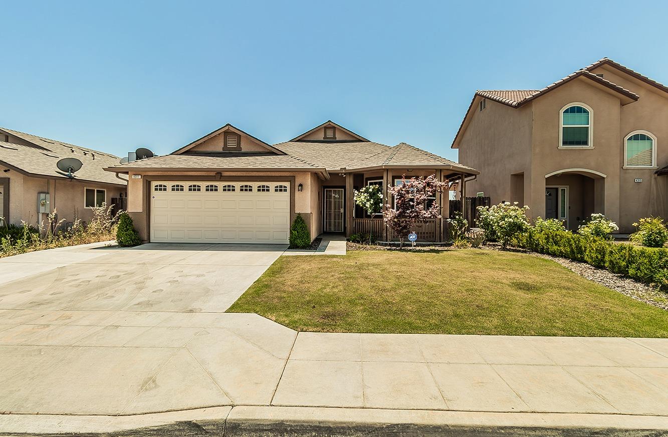 4311 W Saginaw Way, Fresno, CA 93722