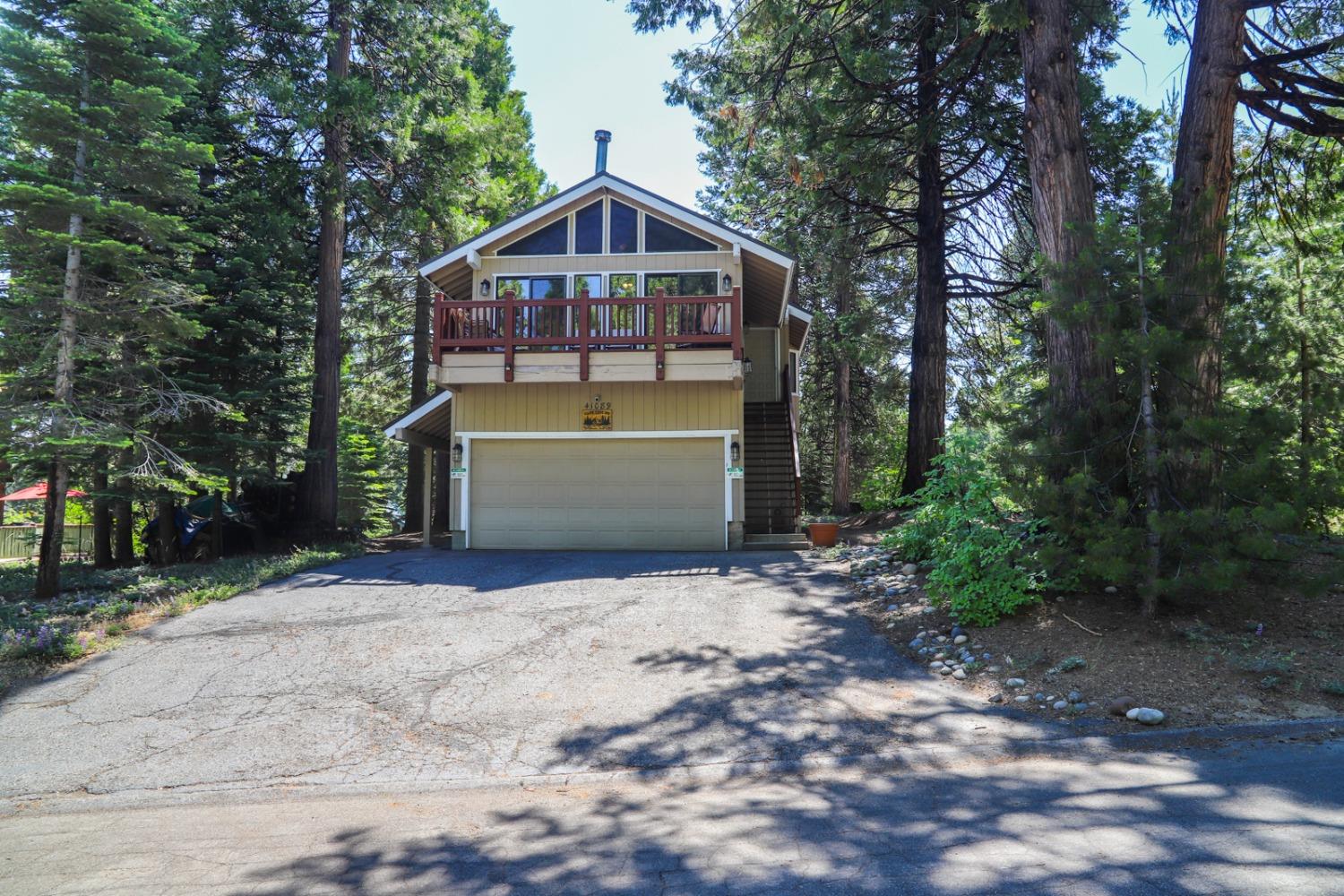 41089 Silver Pine Ln, Shaver Lake, CA 93664