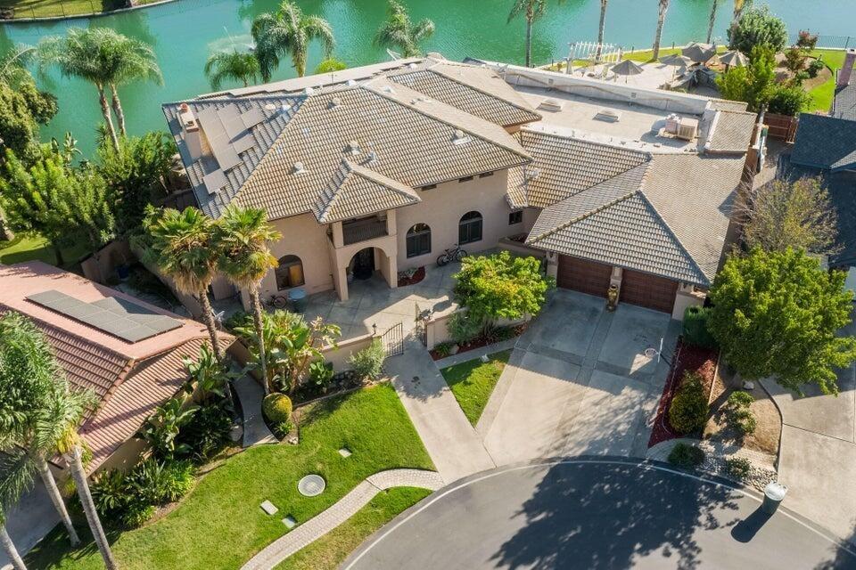 1617 N Aspen Ct, Visalia, CA 93291