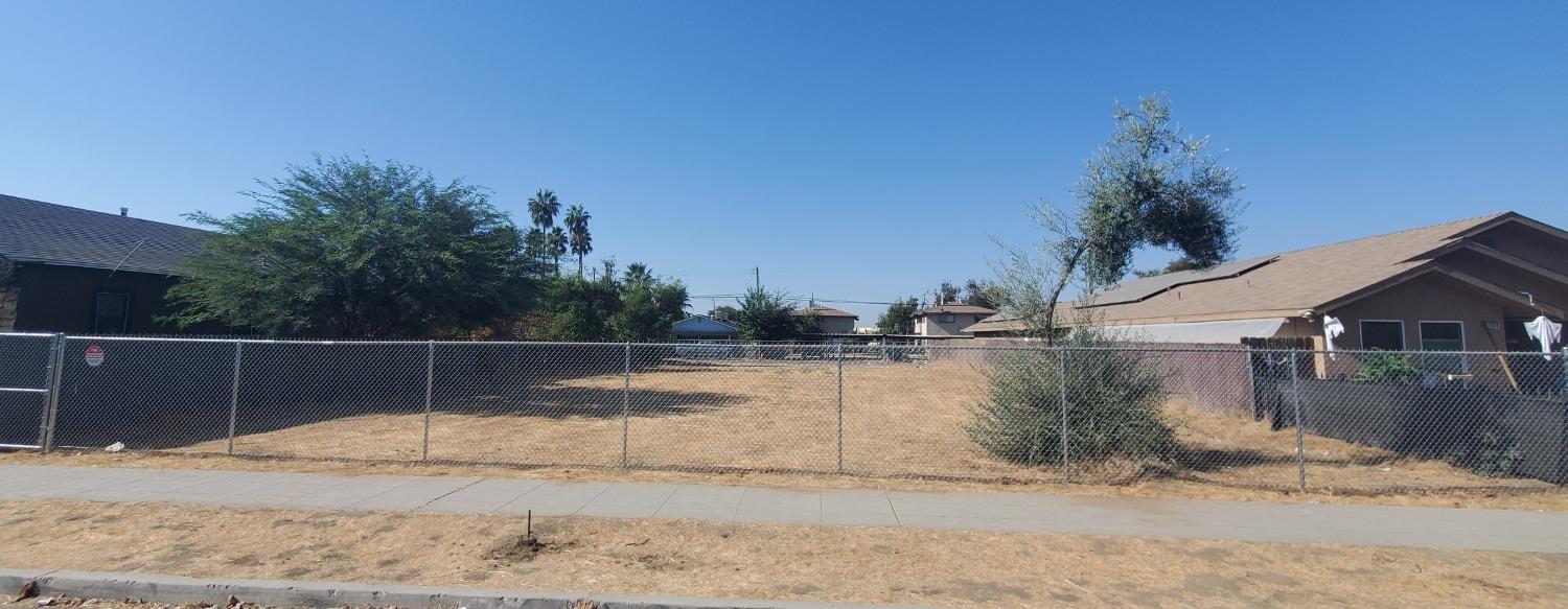 1625 B St, Fresno, CA 93706