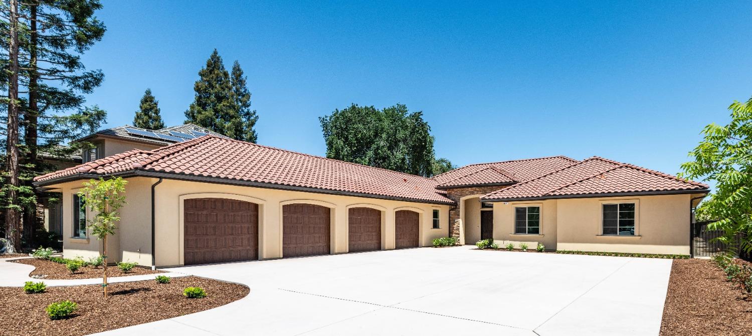 4748 W Alluvial Ave, Fresno, CA 93722