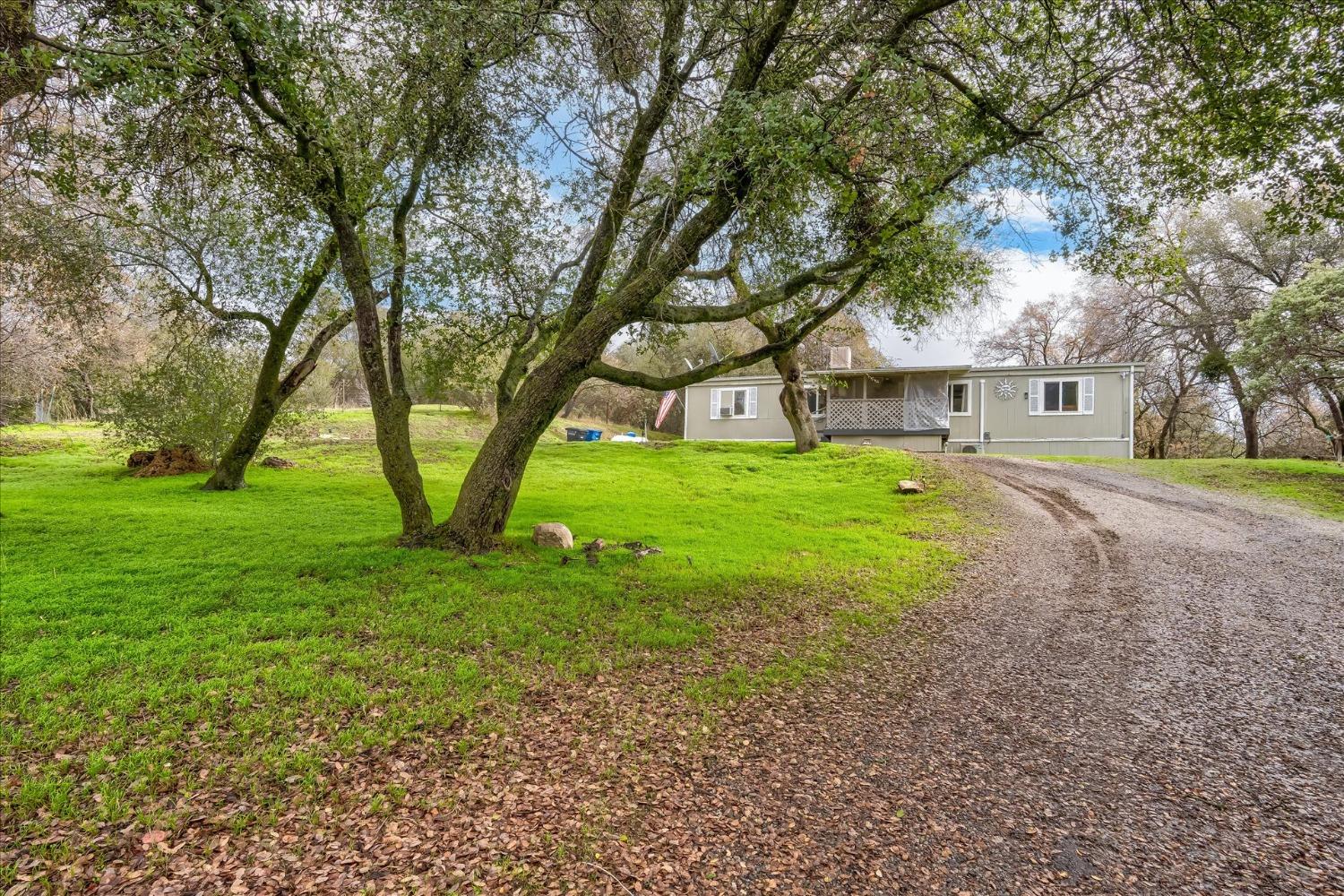 46236 Comstock Dr, Coarsegold, CA 93614