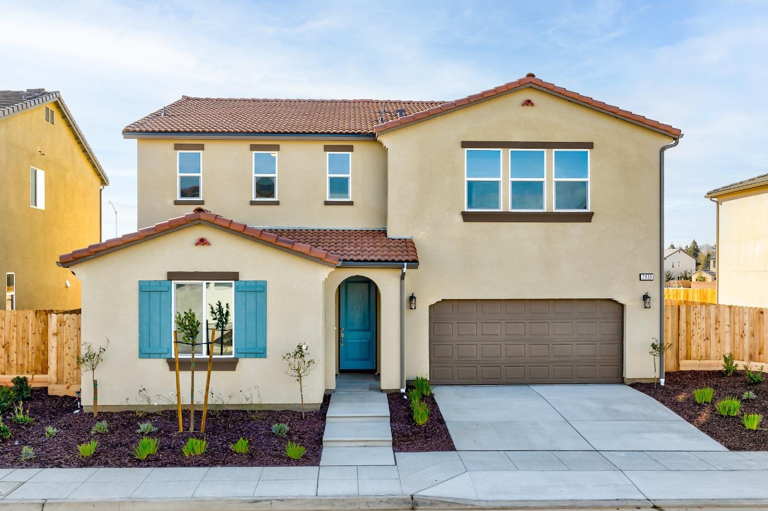 2839 E Colina Dr, Fresno, CA 93730