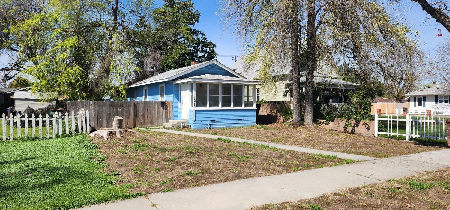 1575 19Th Ave, Kingsburg, CA 93631