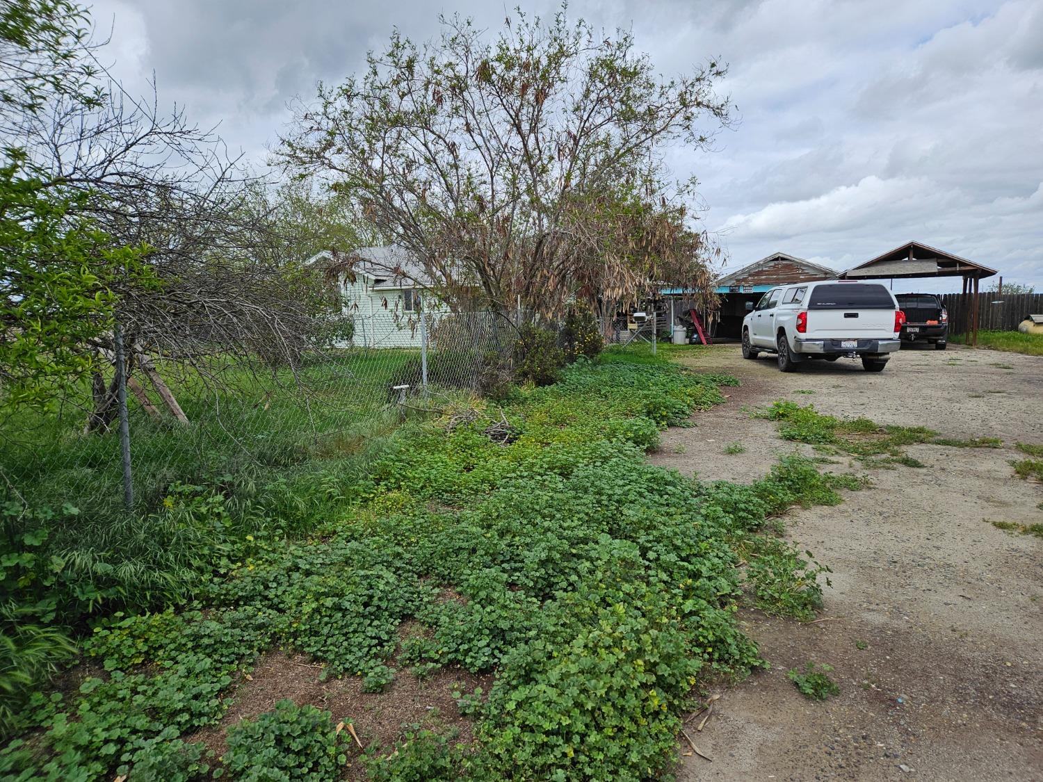 1300 W Riverdale, Riverdale, CA 93656