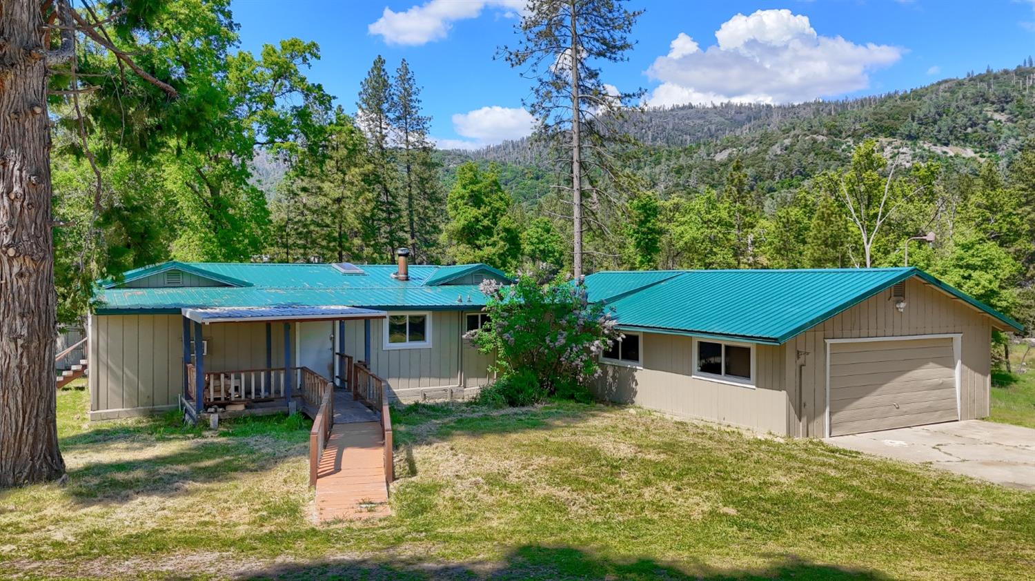 3028 Triangle Park, Mariposa, CA 95338
