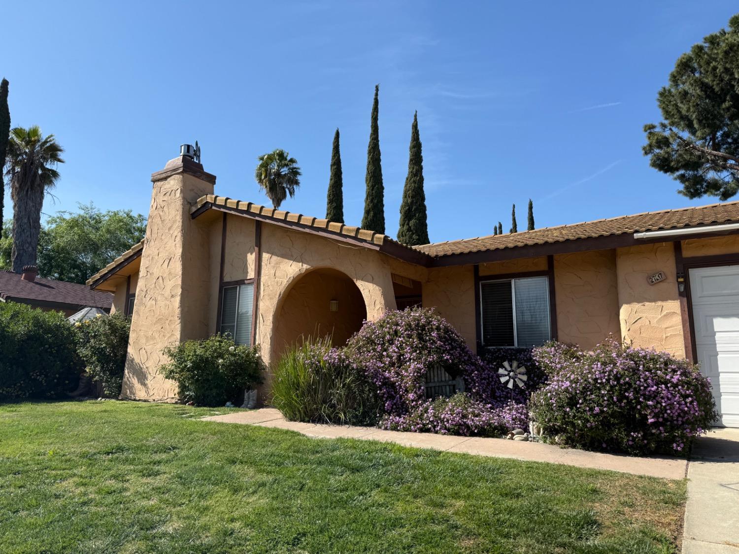 27247 San Jose Ave, Madera, CA 93637