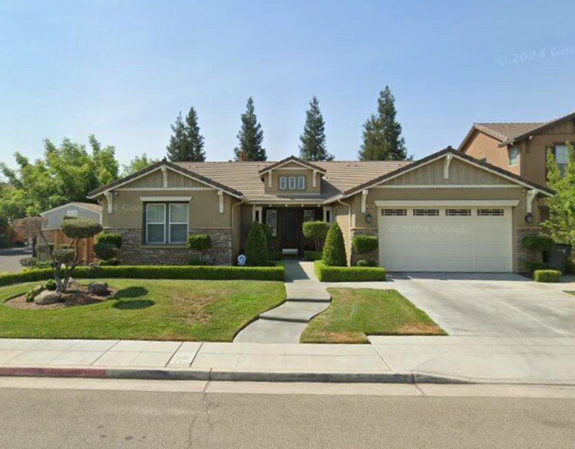 5885 W Norwich Ave, Fresno, CA 93722