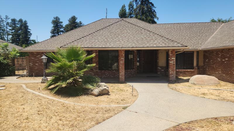 1666 S Homsy Ave, Fresno, CA 93727