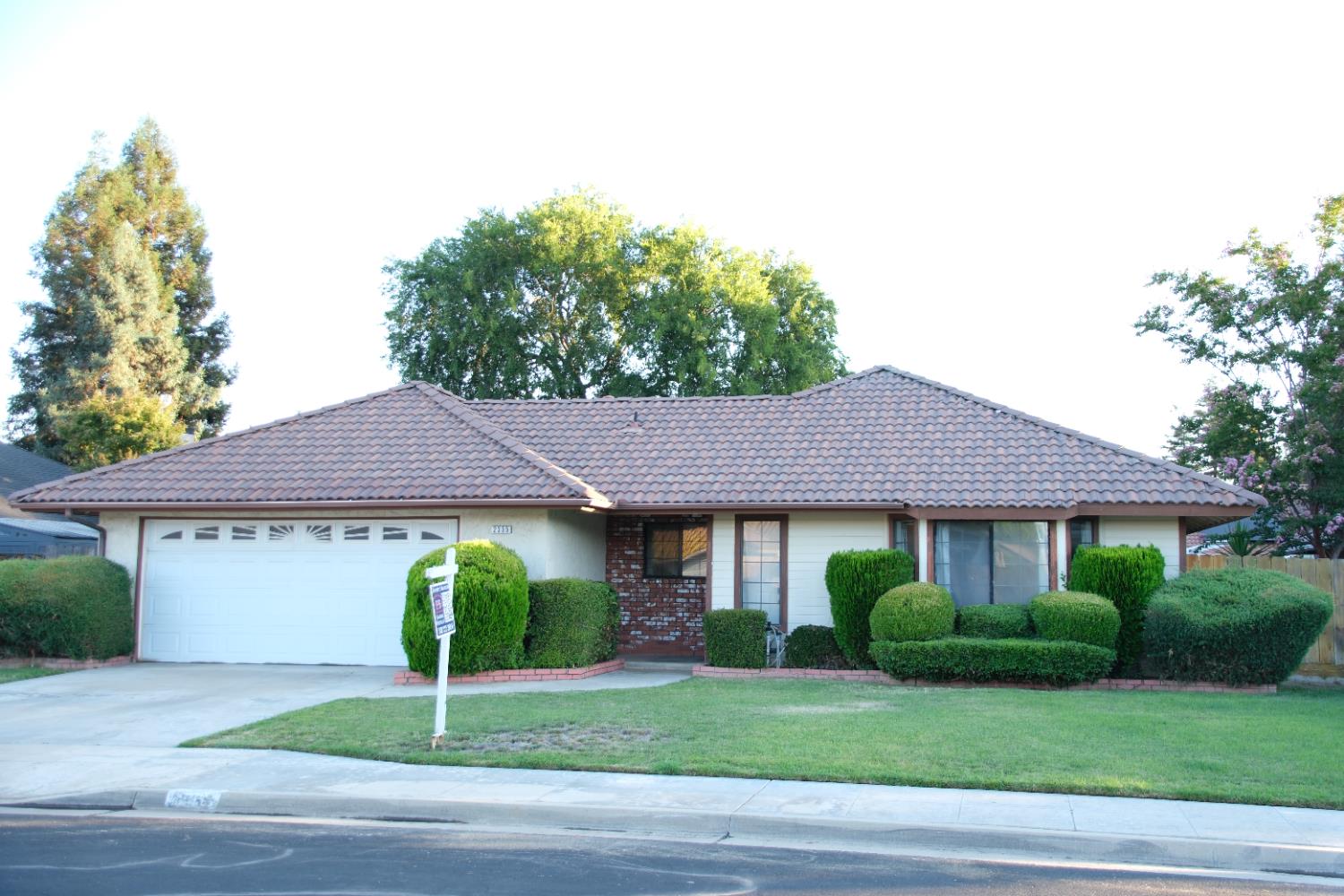 2355 San Jose Ave, Clovis, CA 93611