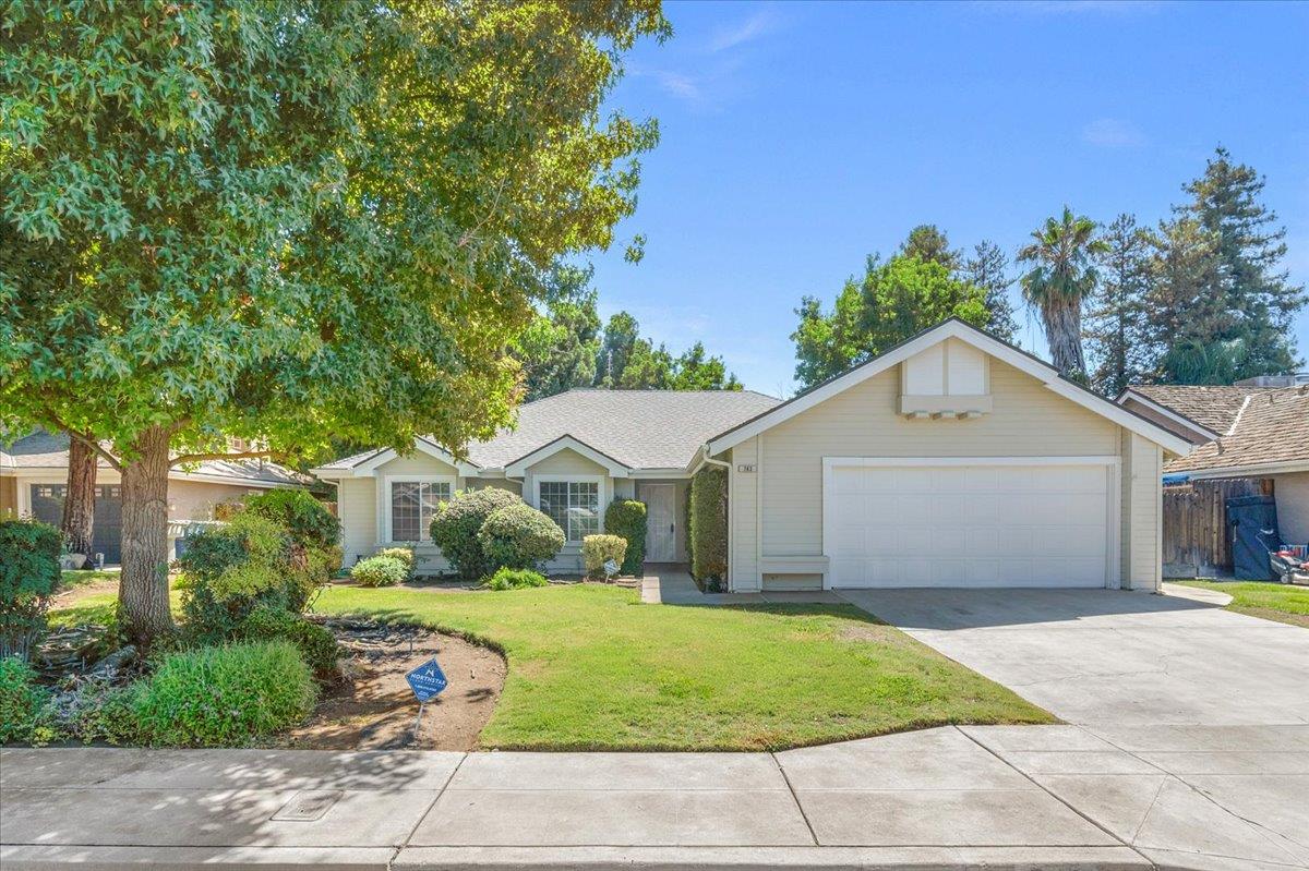 743 N Karen Ave, Clovis, CA 93611