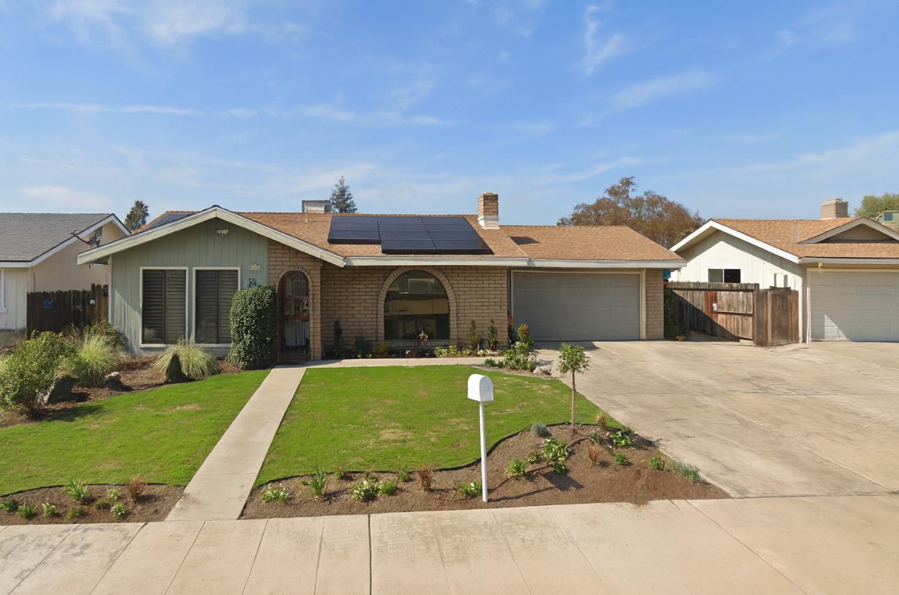 3535 Gaynor St, Selma, CA 93662