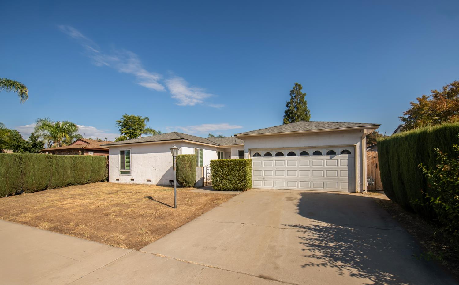 371 W Swift Ave, Clovis, CA 93612